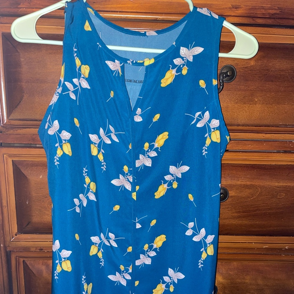 Dress tank
